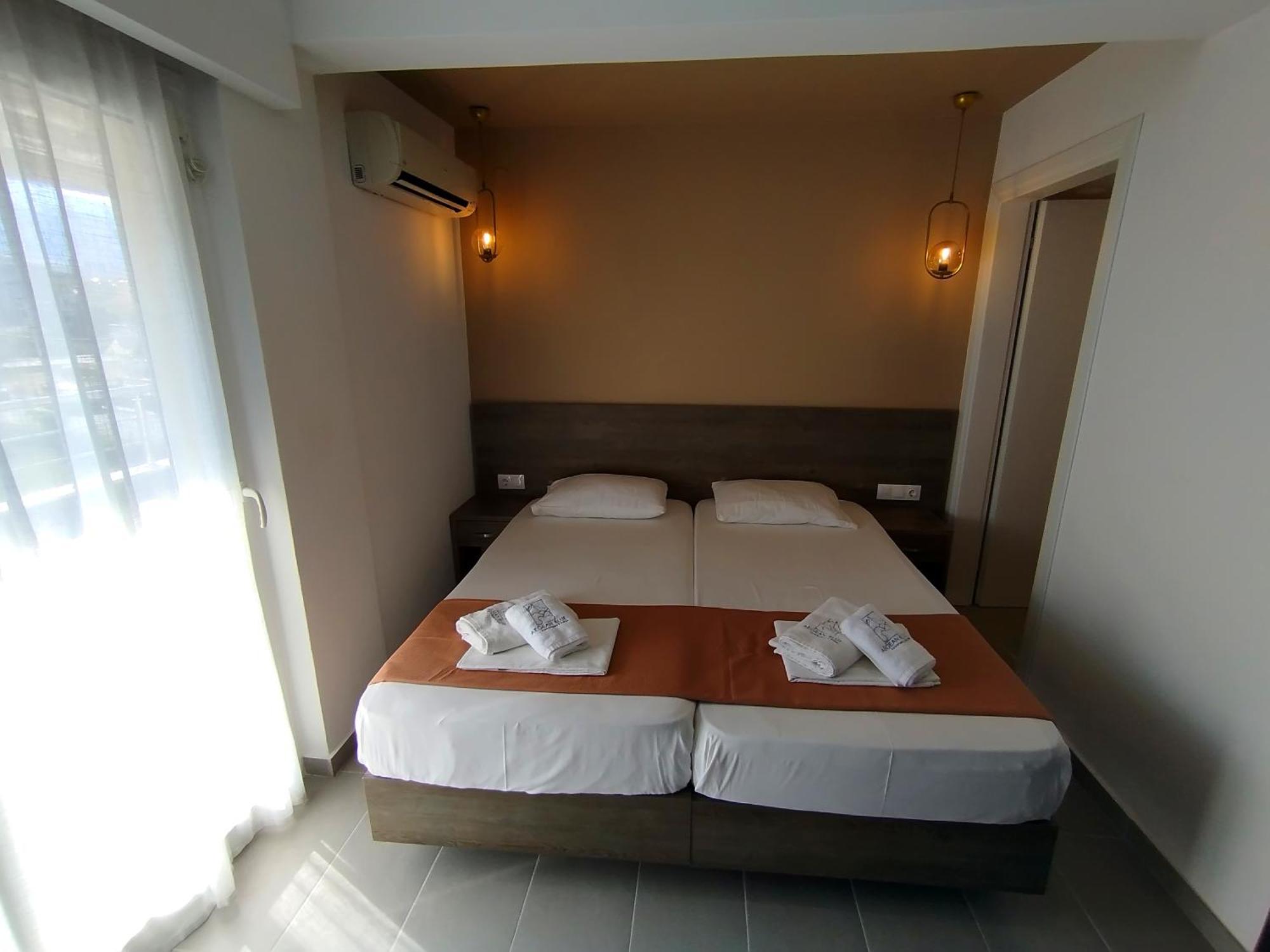 Aegean Blue Apartments & Suites Leptokaryá Værelse billede