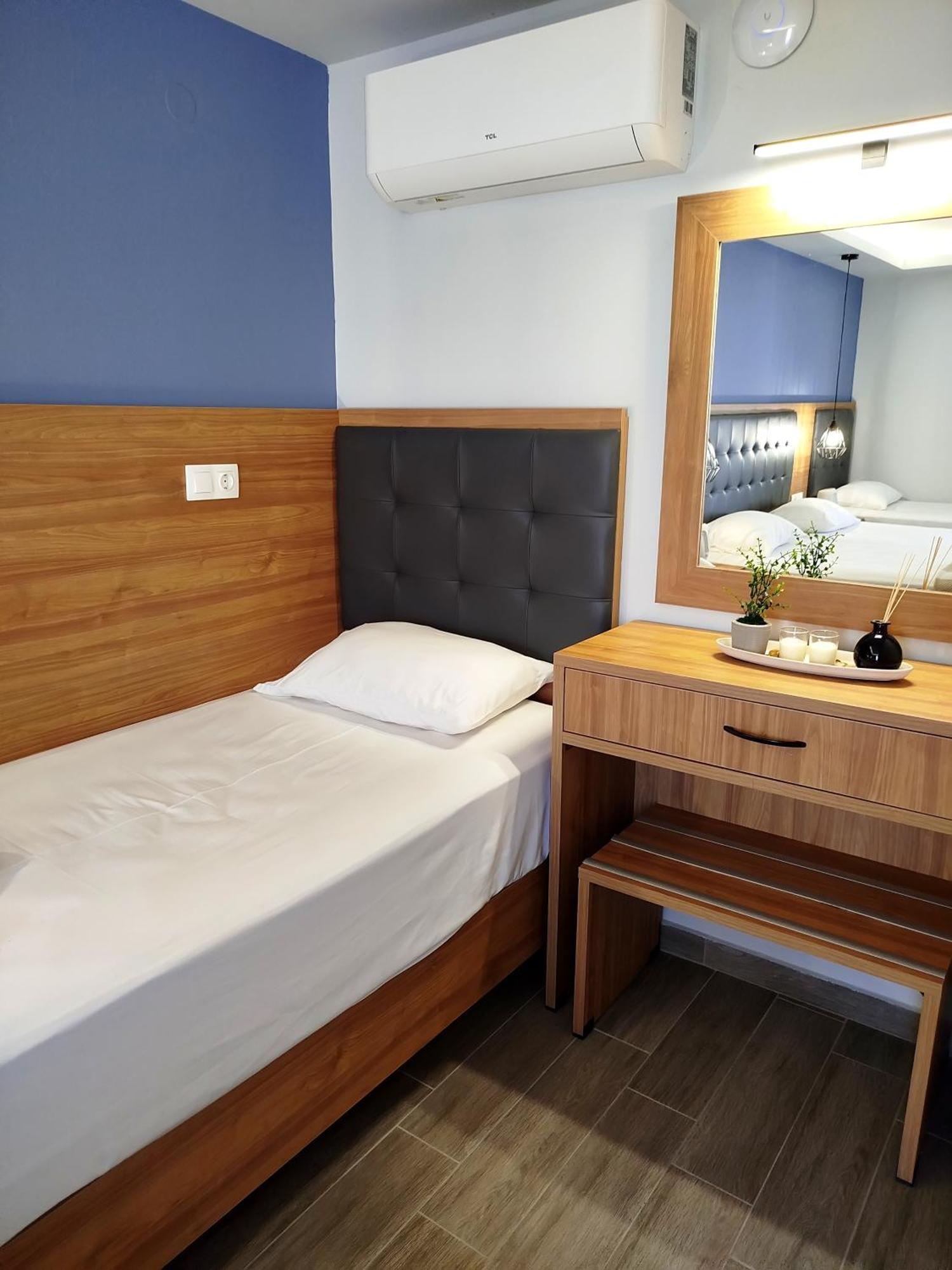 Aegean Blue Apartments & Suites Leptokaryá Værelse billede